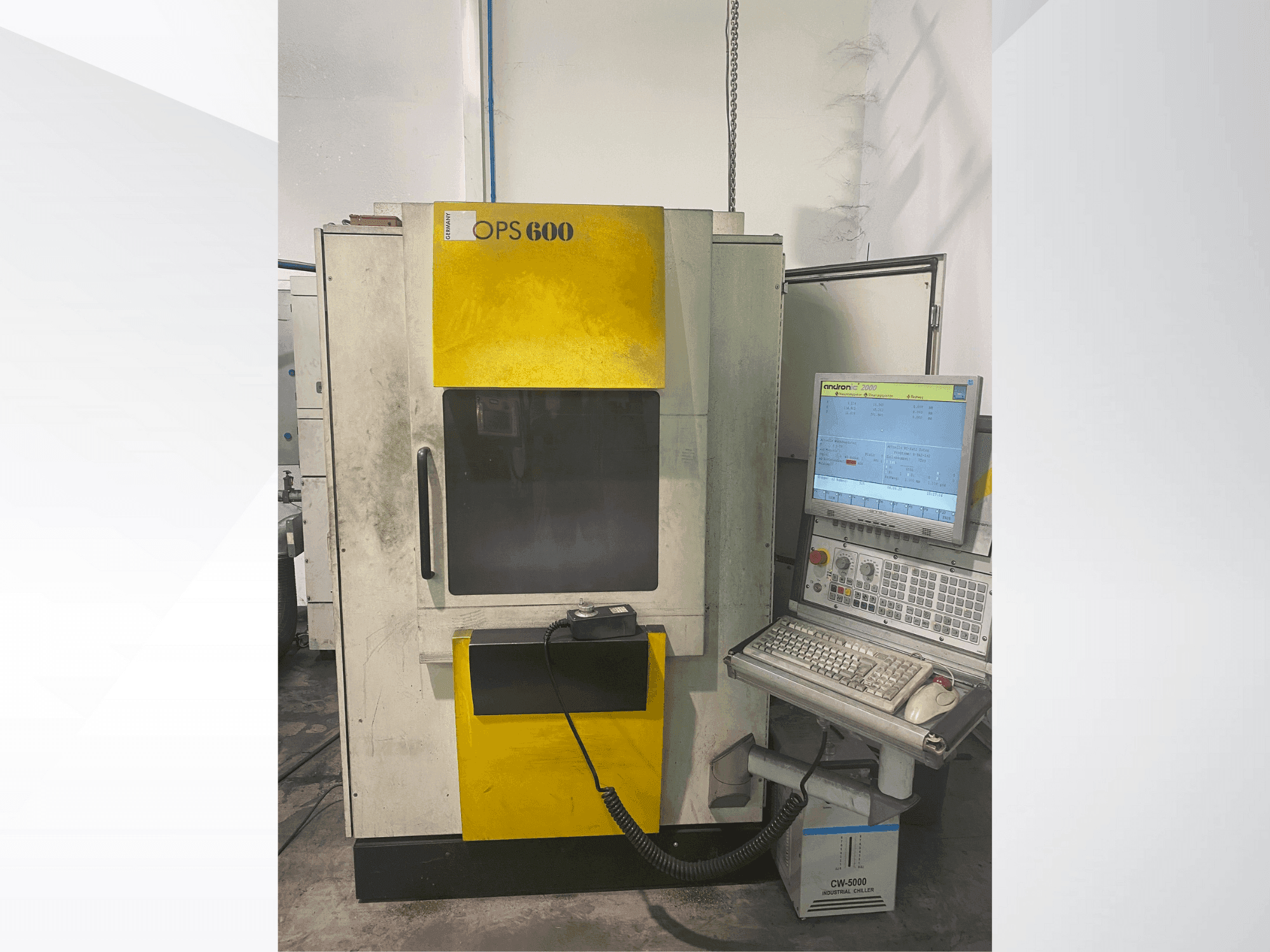 Čelní pohled na OPS INGERSOLL OPS 600 stroj