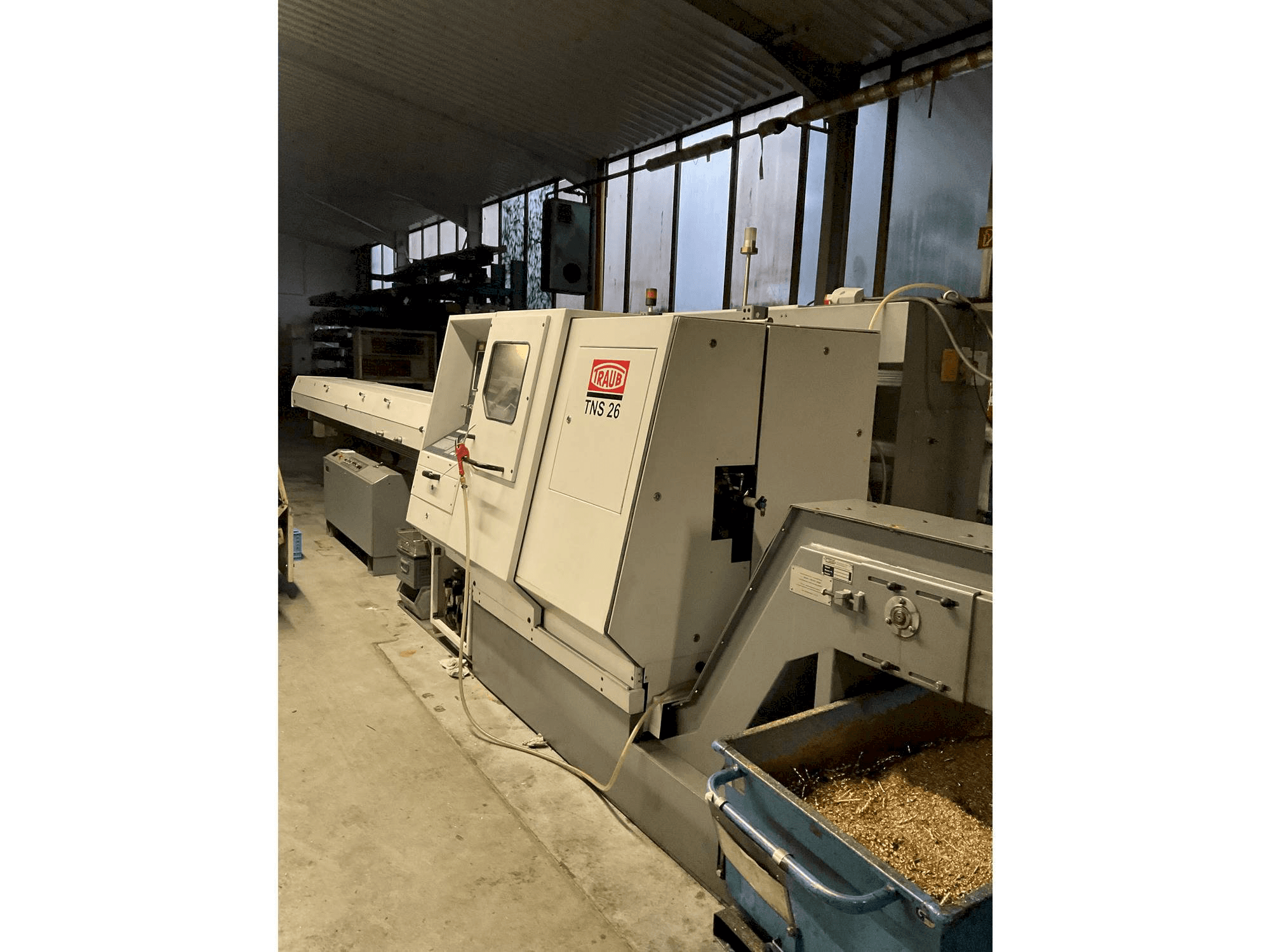 Čelní pohled na TRAUB TNS 26 DGY stroj