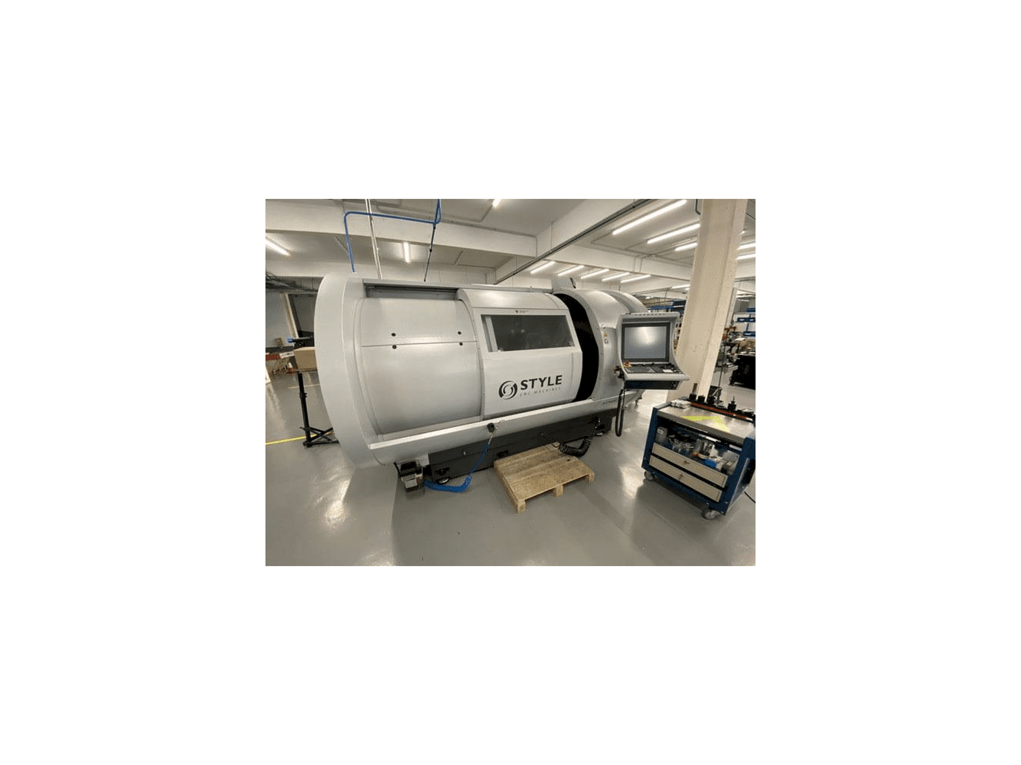 Čelní pohled na Sturtz 750 (900 dbc) stroj