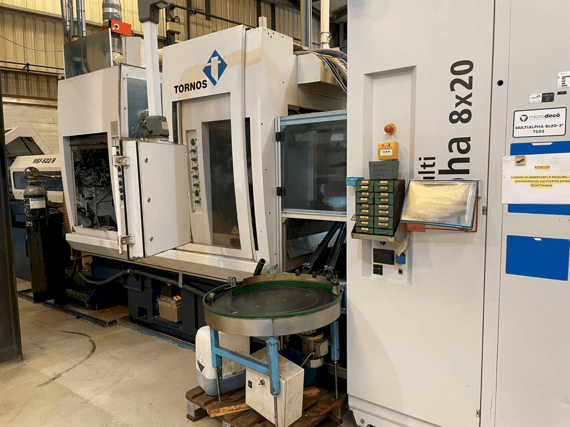 Čelní pohled na TORNOS MultiAlpha 8x20 stroj