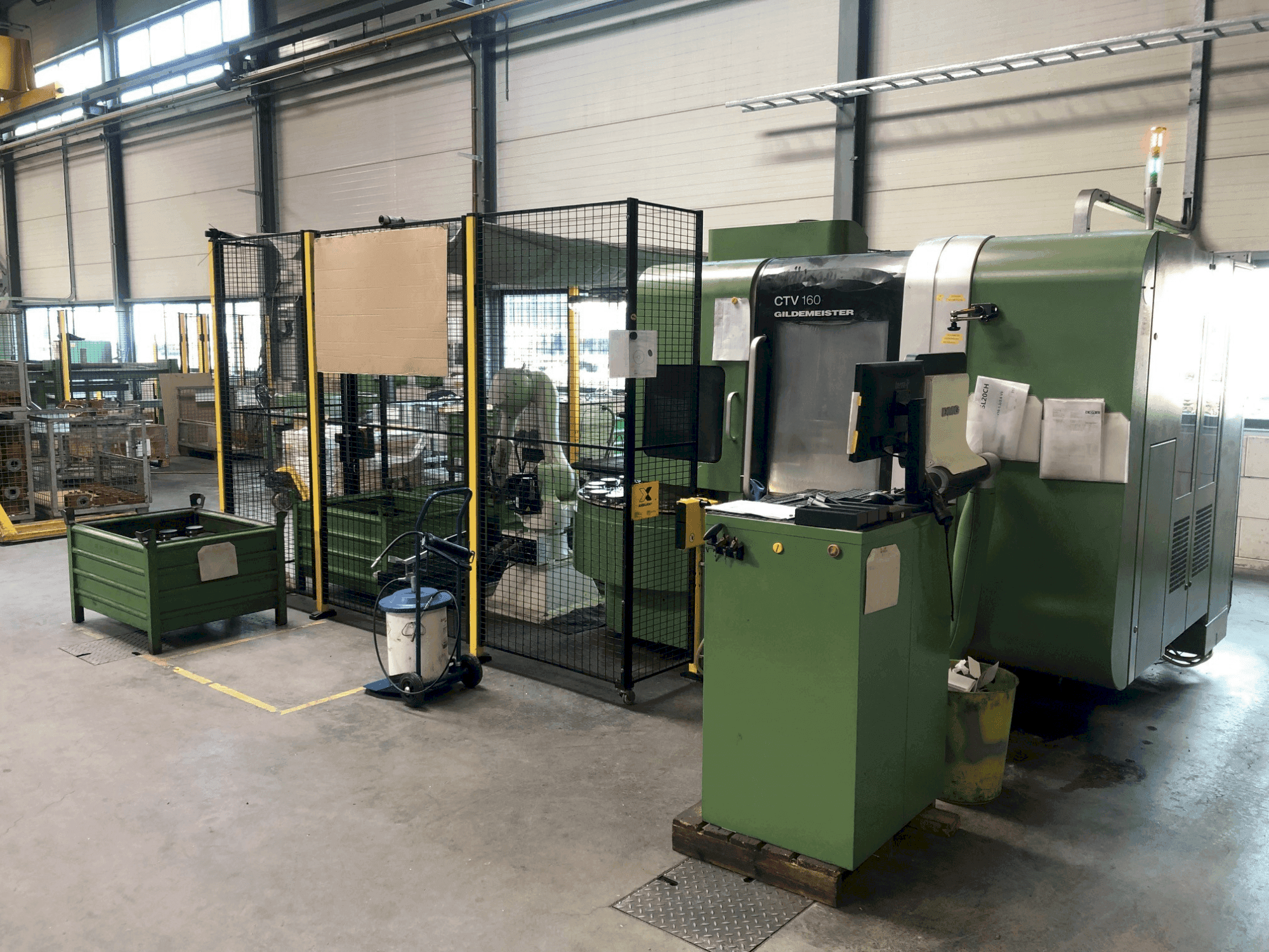 Čelní pohled na DMG Gildemeister CTV 160 stroj