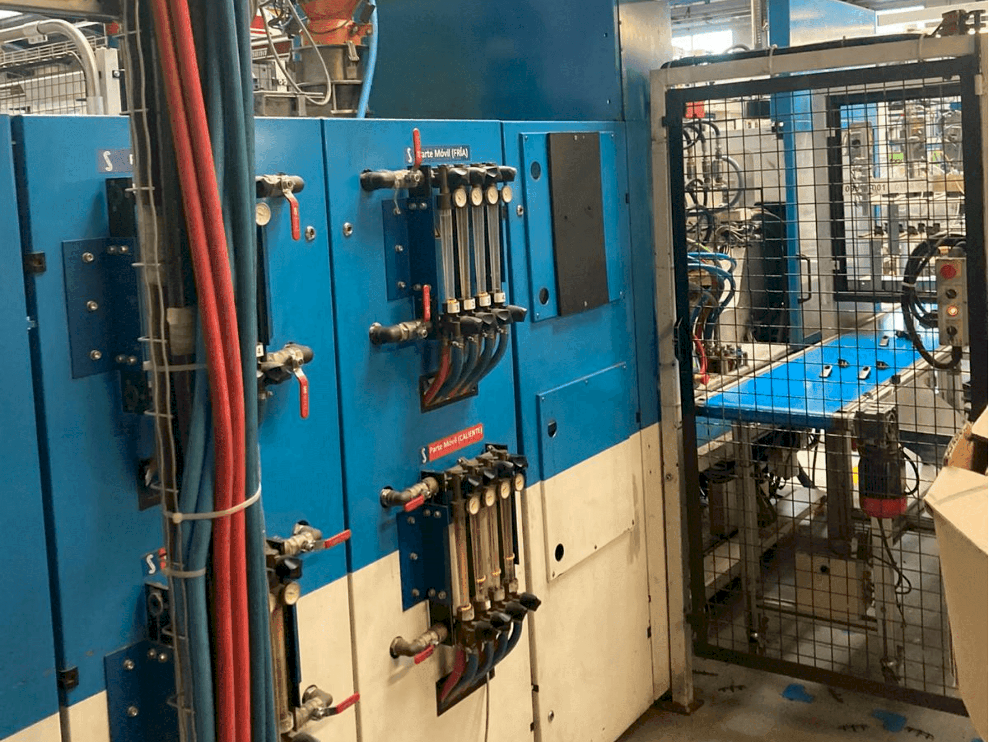 Čelní pohled na Engel ES 500/110 HL stroj