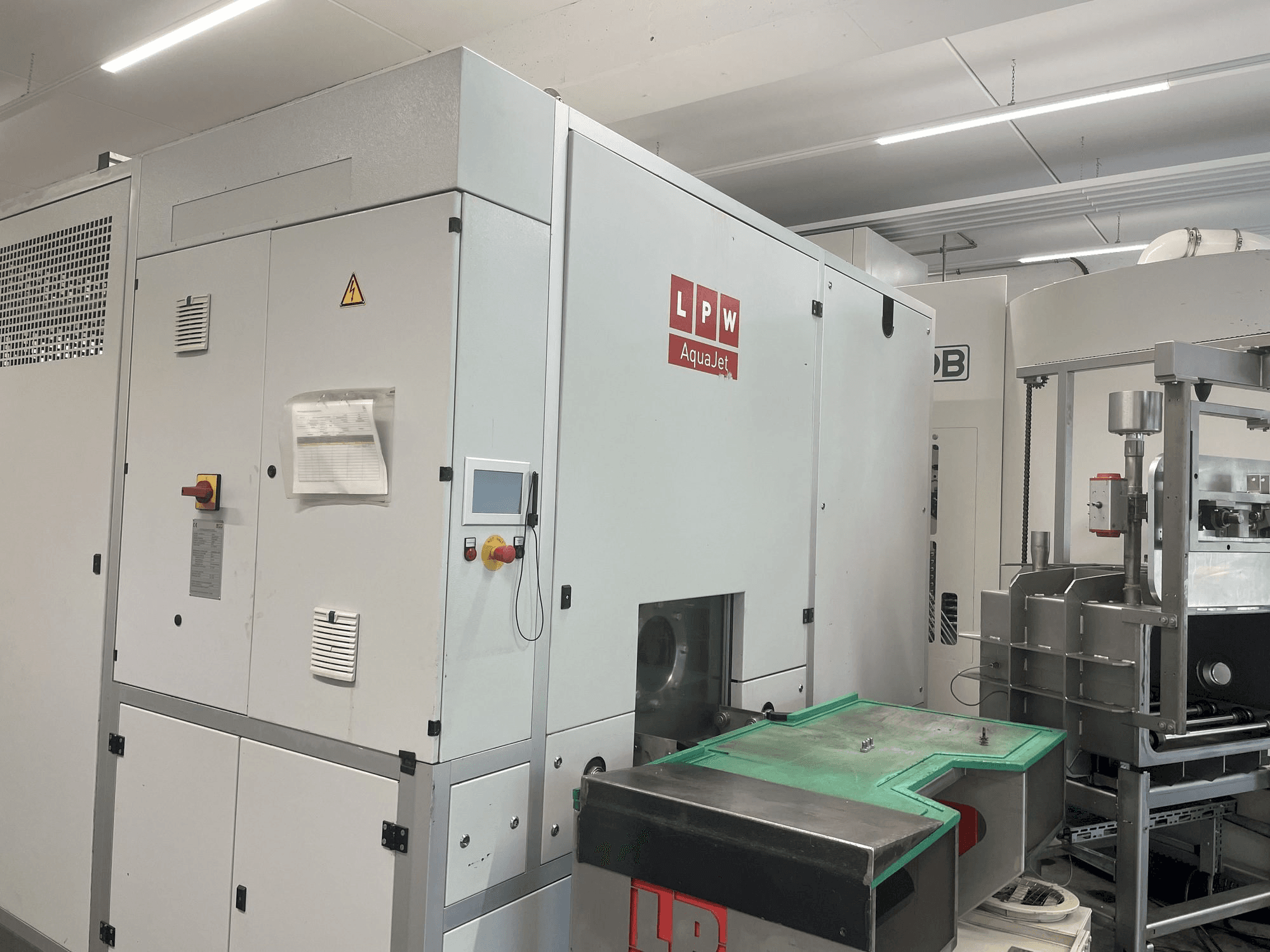 Čelní pohled na LPW LPW Aqua Jet 670 T2-V (2013) stroj