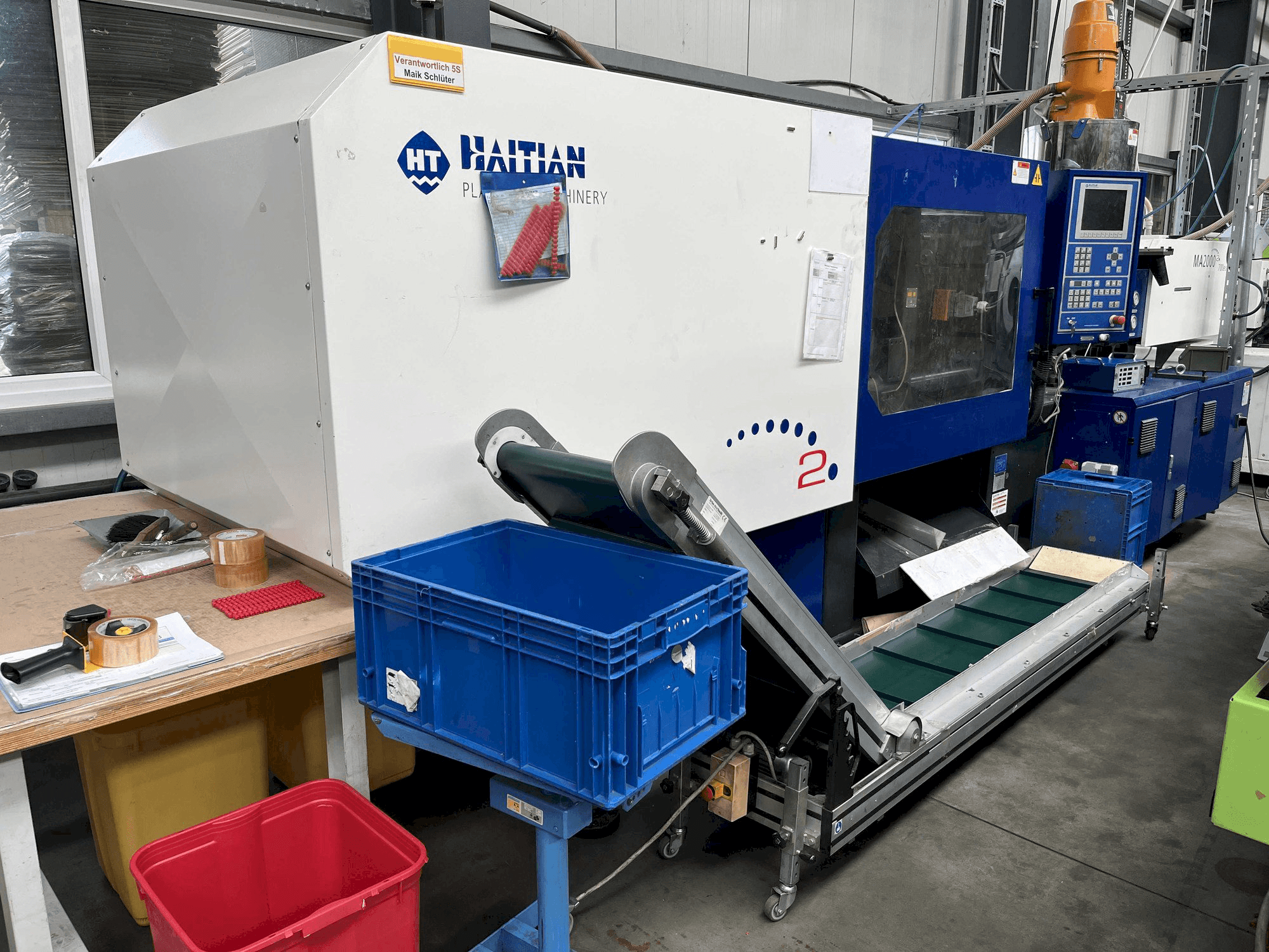 Čelní pohled na HAITIAN MA2000 II/700eco stroj