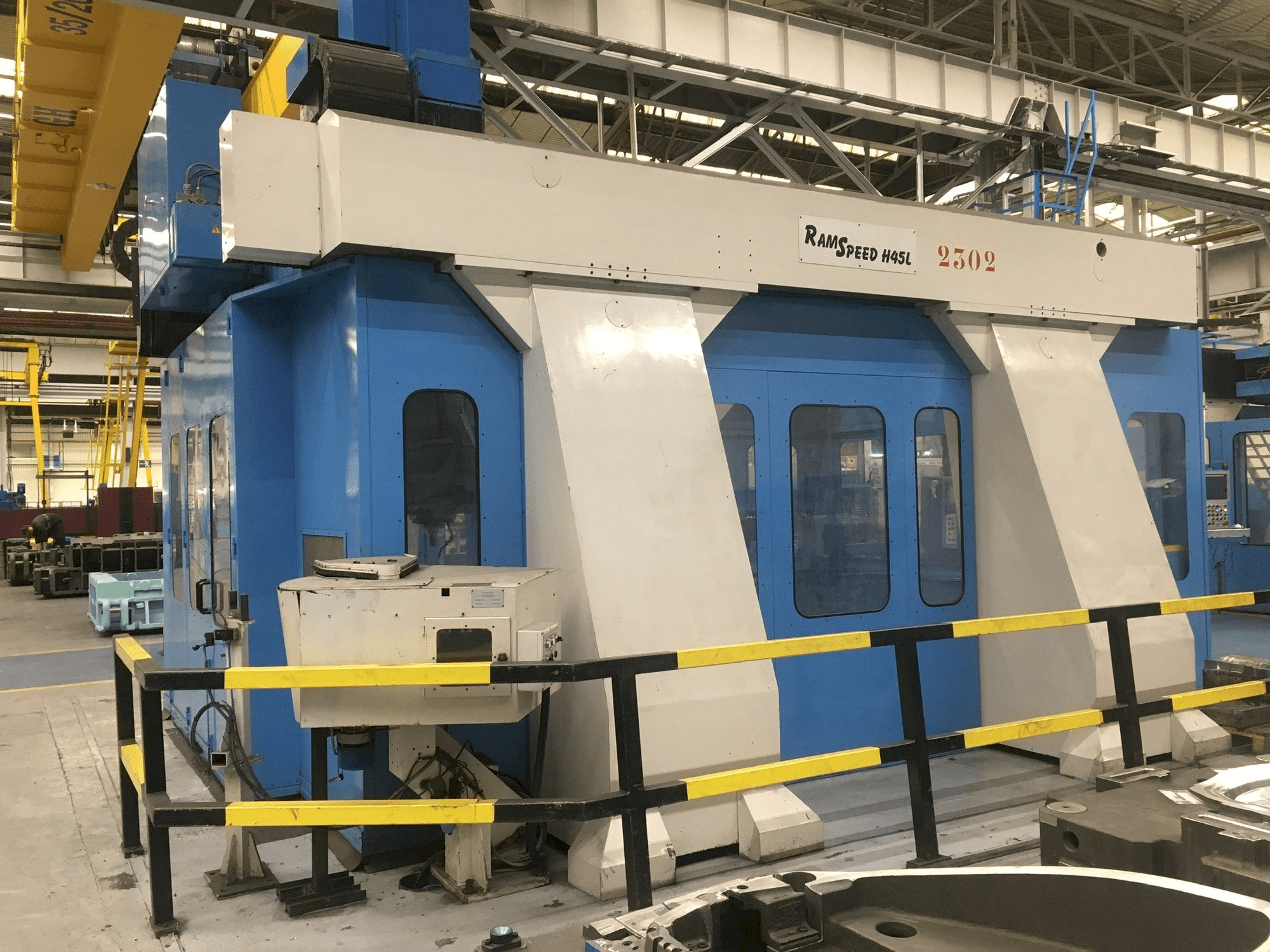 Čelní pohled na Rambaudi Ramspeed H 45L stroj