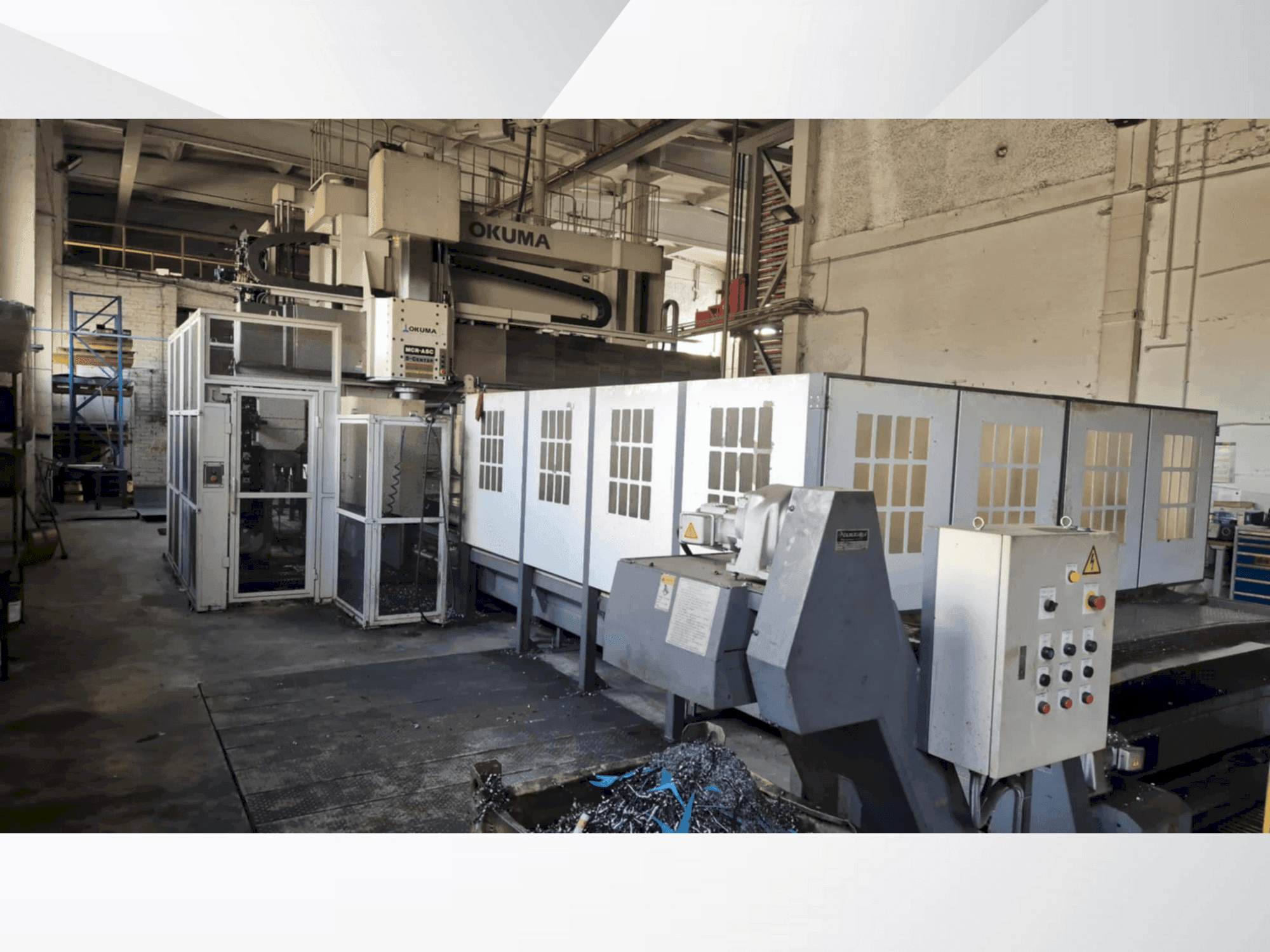 Čelní pohled na Okuma MCR-A5C30x65 stroj