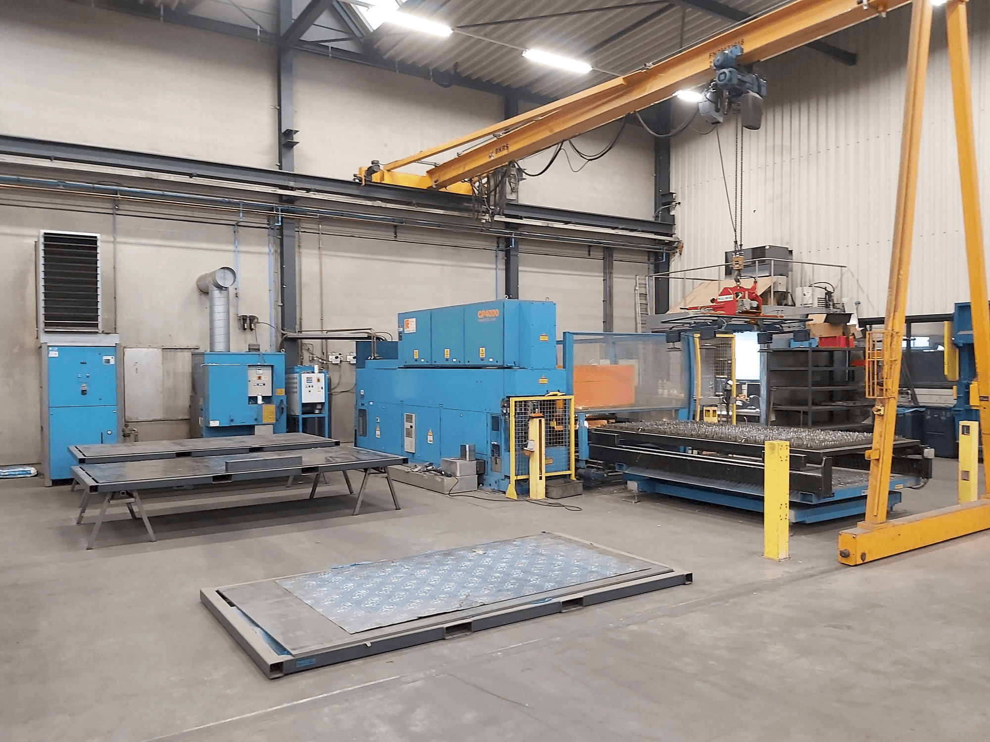 Čelní pohled na Prima Power Platino 1530 4,0kW CO2 stroj