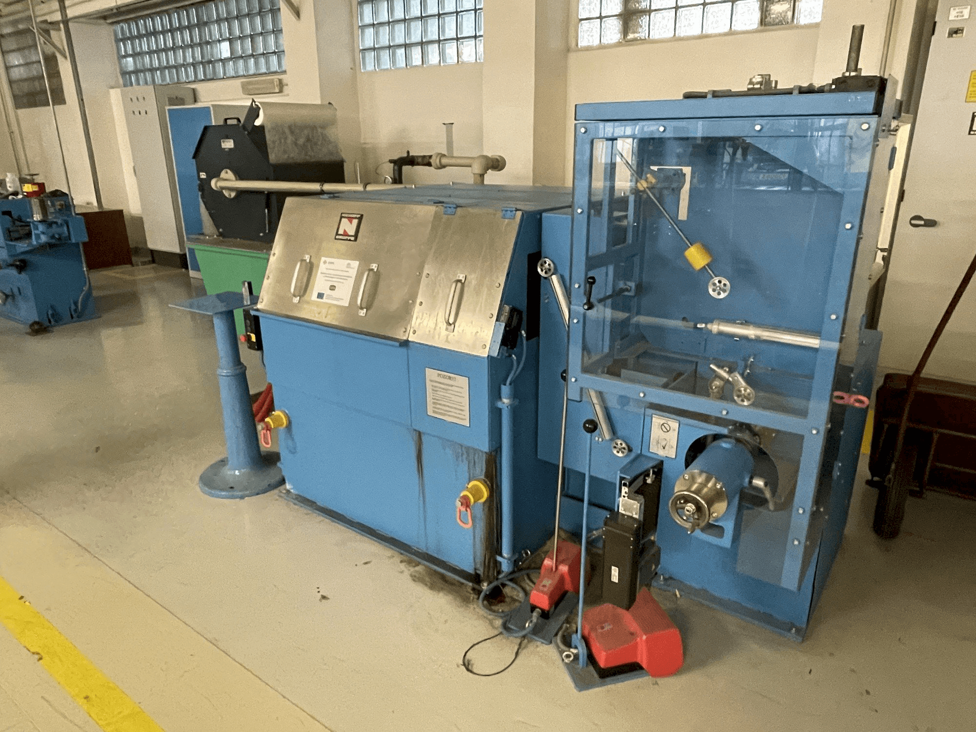 Čelní pohled na Niehoff SG 5.1.G.E. stroj