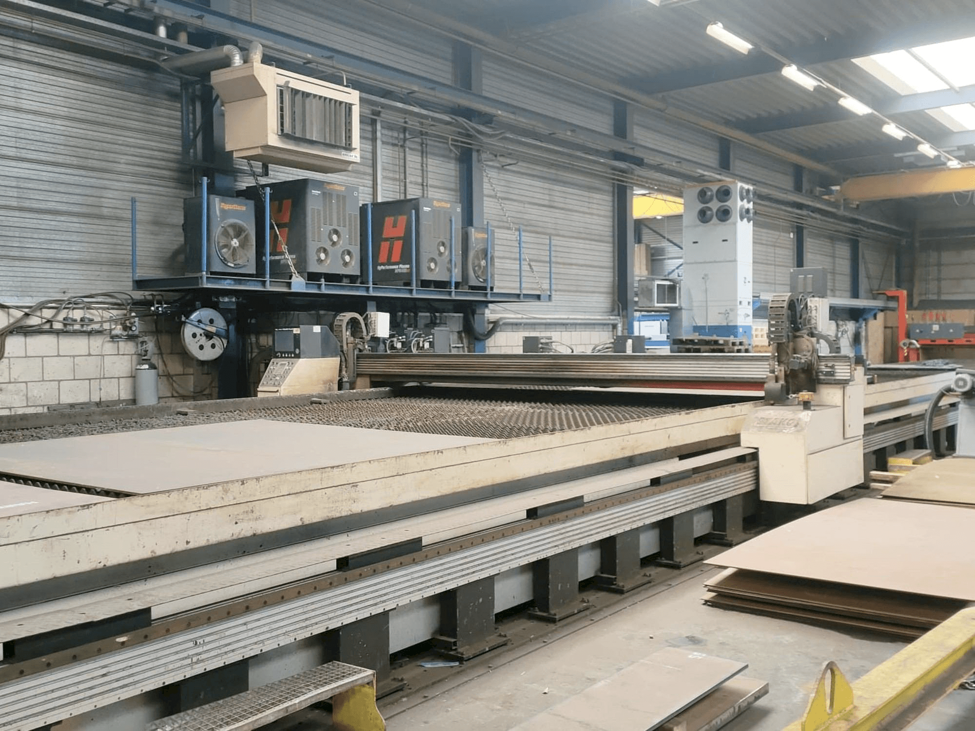 Čelní pohled na Stako 2 x HPR 400 xd 2016 signum stroj