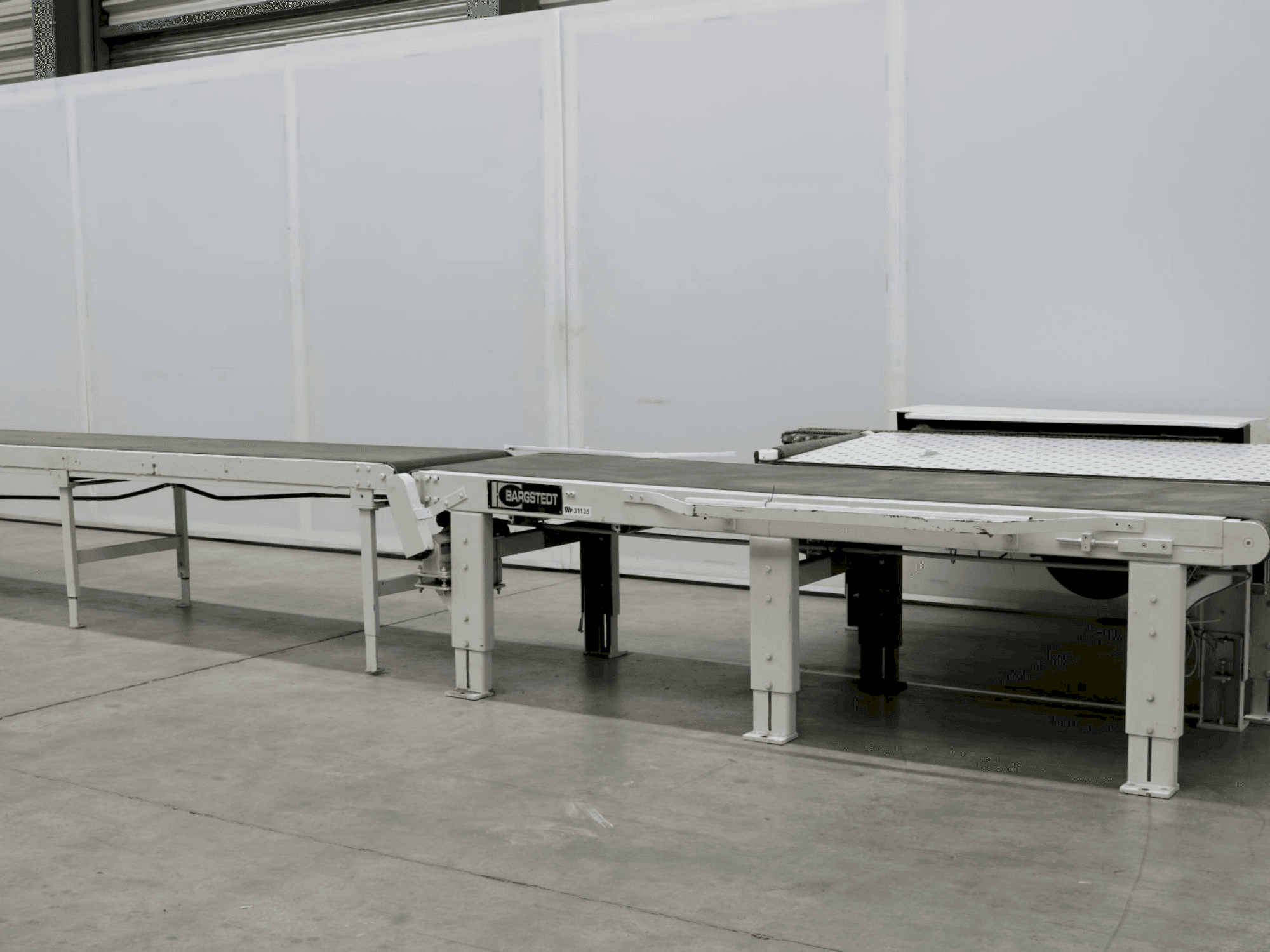 Čelní pohled na BARGSTEDT TFU 02/L/33/67 stroj