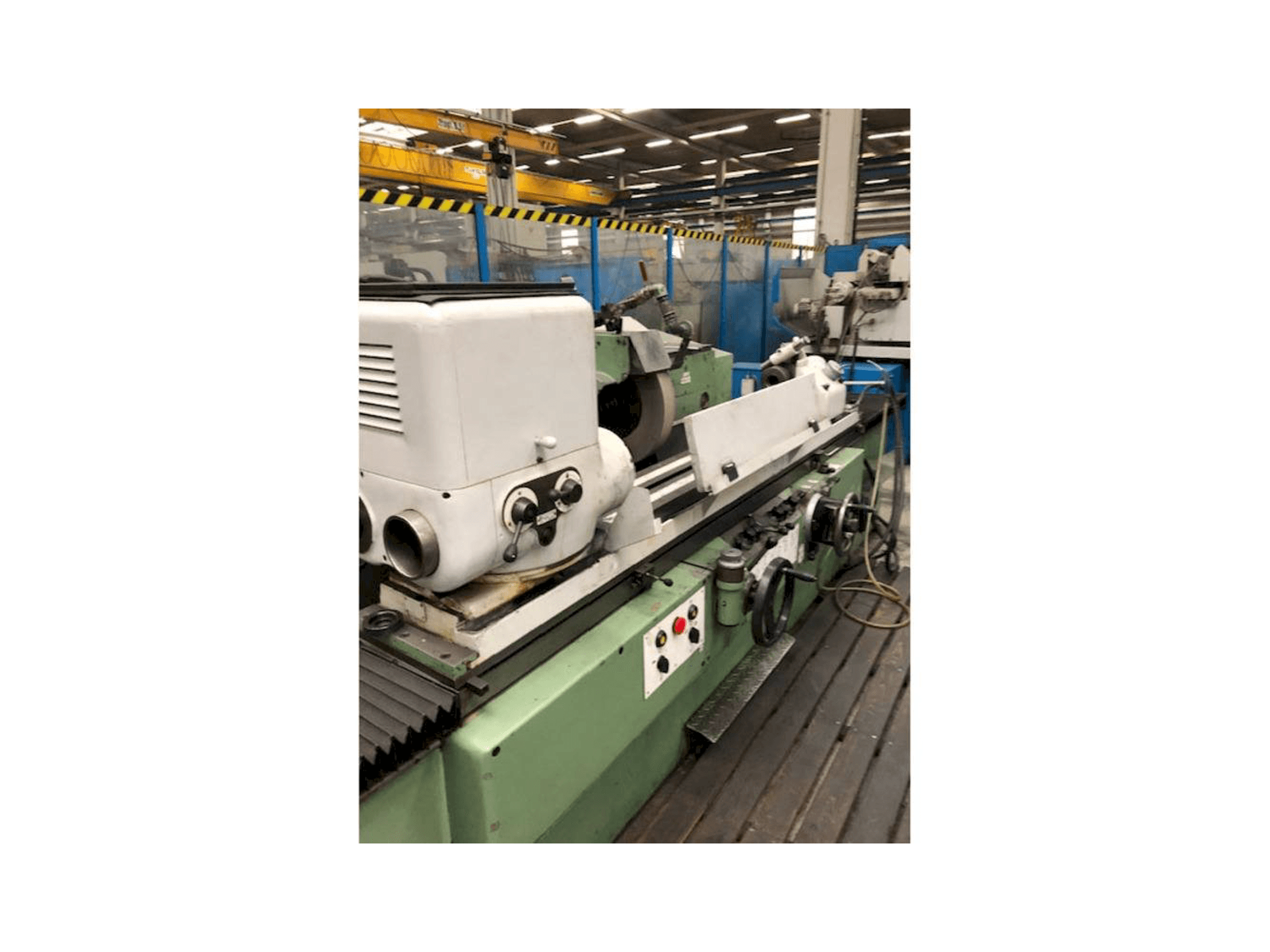 Čelní pohled na ROWEIG SU 315x1500 stroj