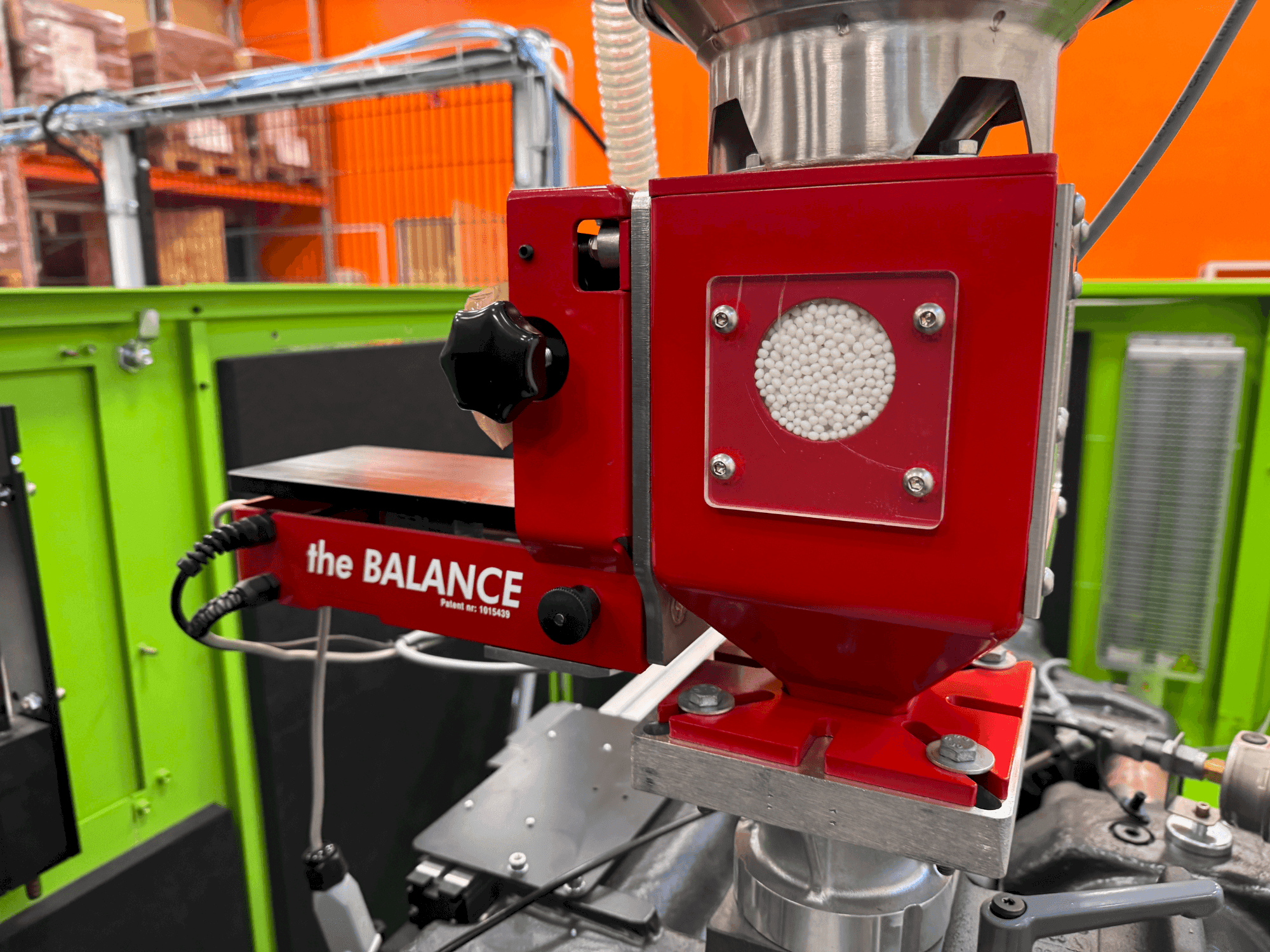 Čelní pohled na Engel VICTORY 500 /120 SPEX stroj