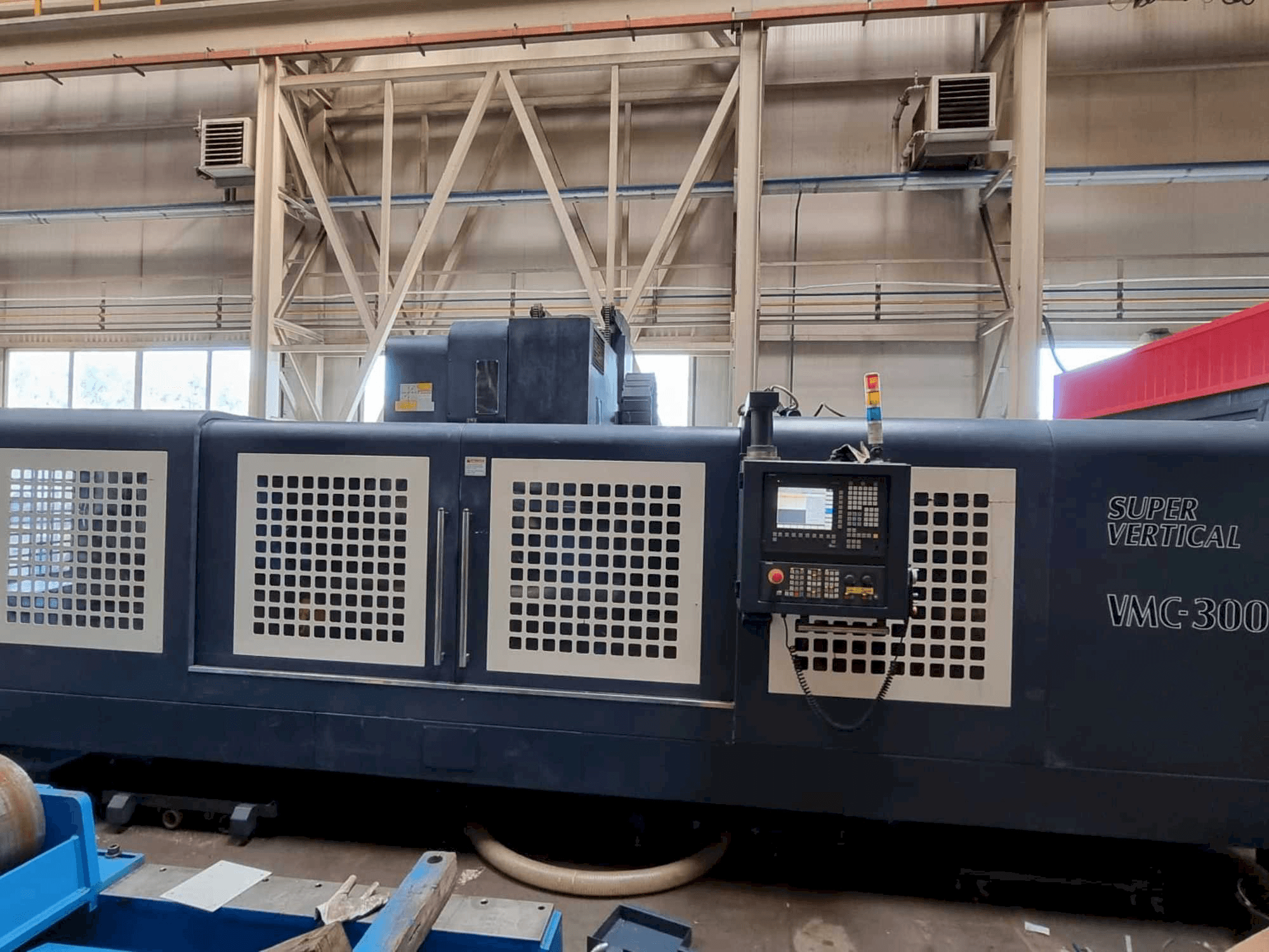 Čelní pohled na Johnford VMC-3000S stroj