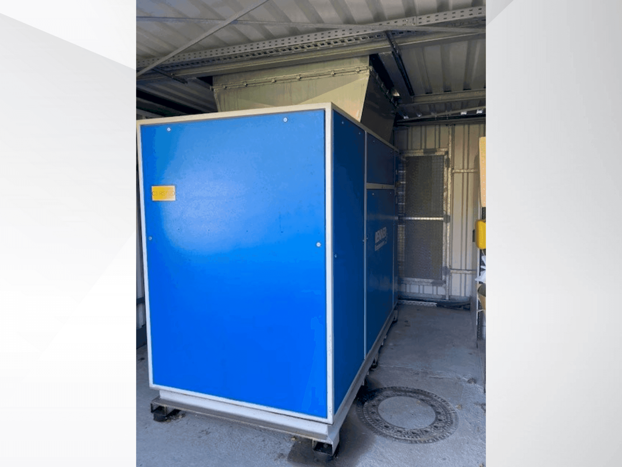 Čelní pohled na RENNER RS132D stroj