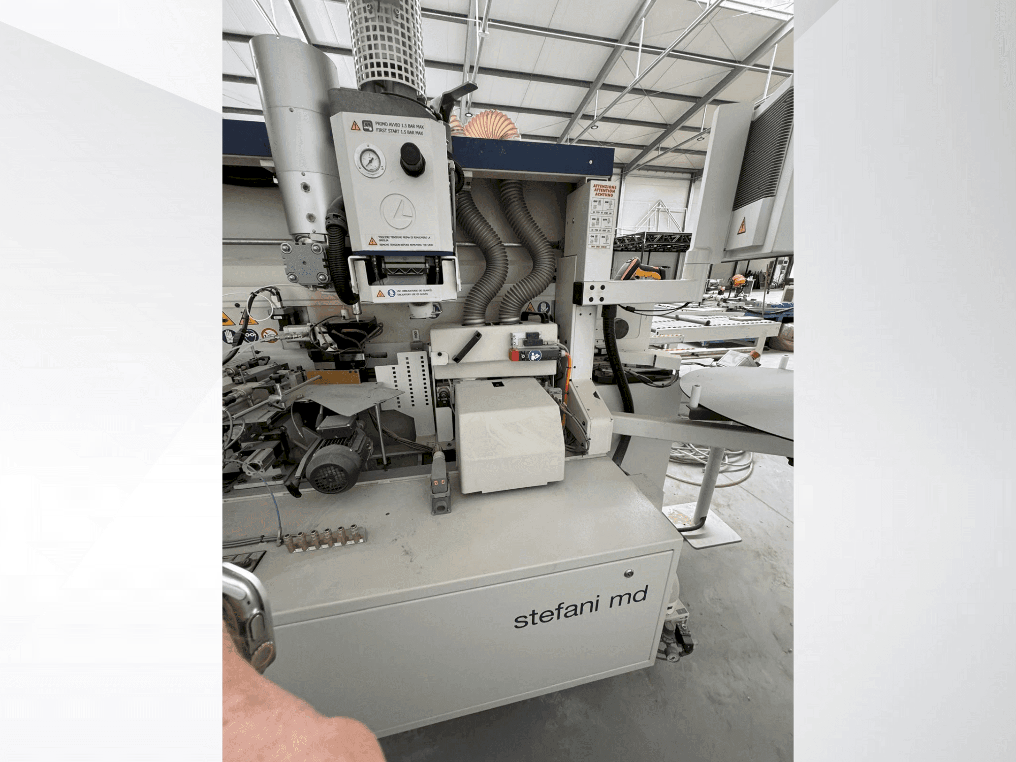 Čelní pohled na SCM STEFANI MD stroj