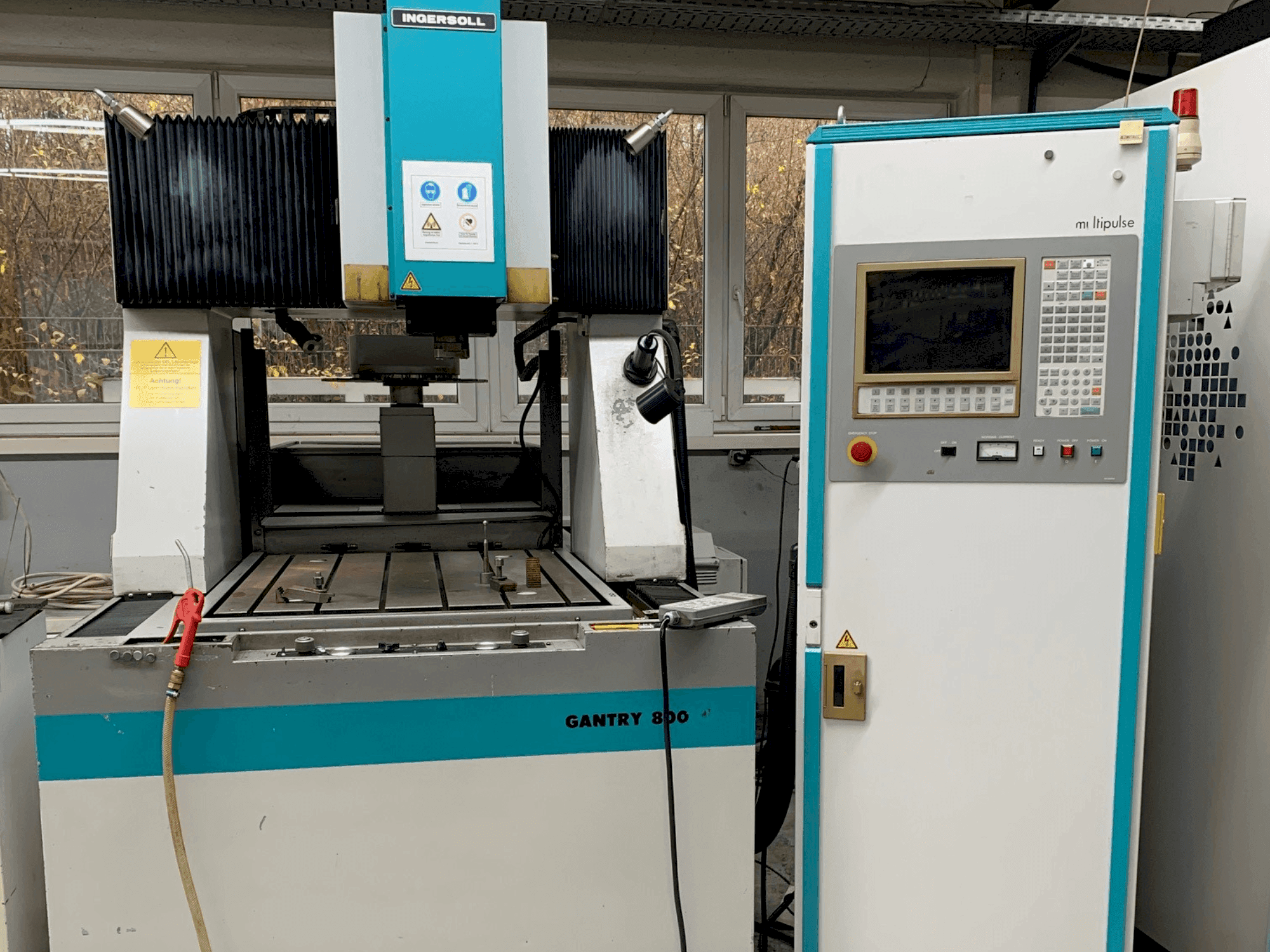 Čelní pohled na OPS INGERSOLL Ingersoll Gantry 800 stroj