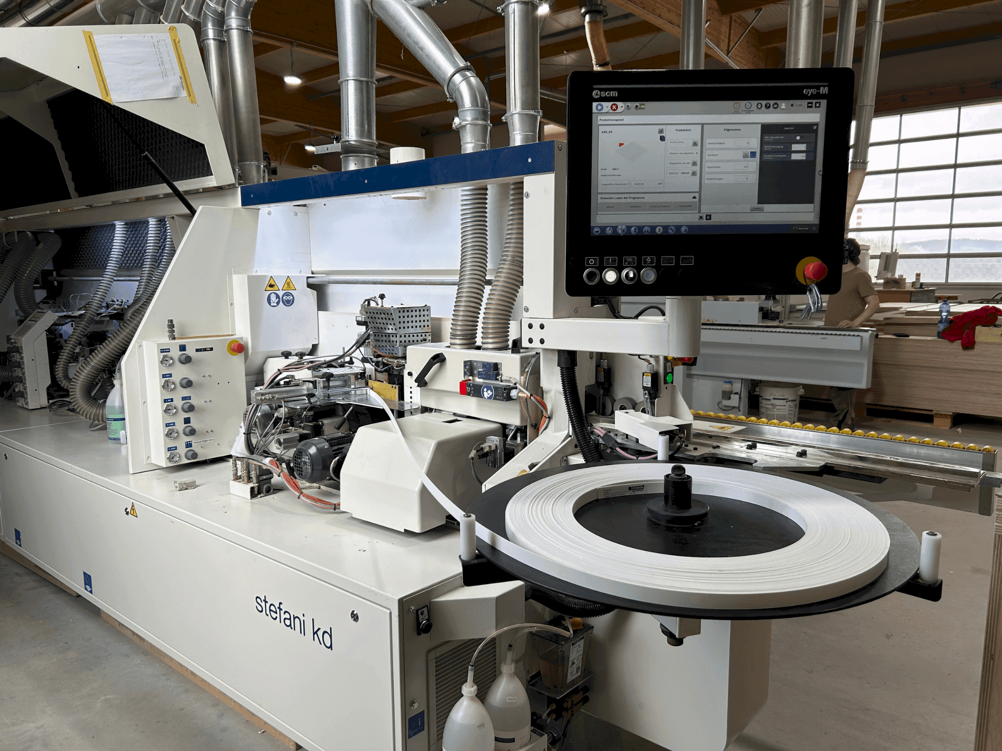 Čelní pohled na SCM Stefani kd hp stroj