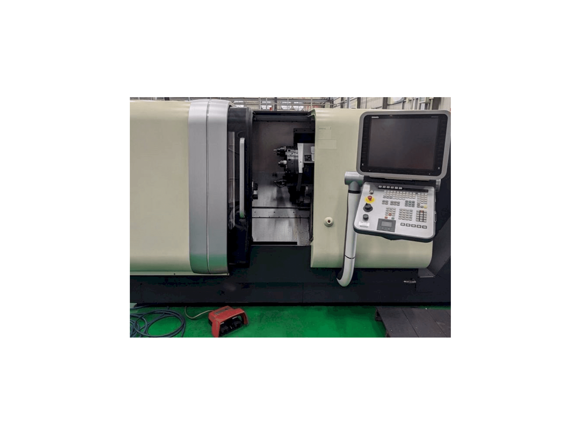 Čelní pohled na Gildemeister CTX Alpha 300 stroj