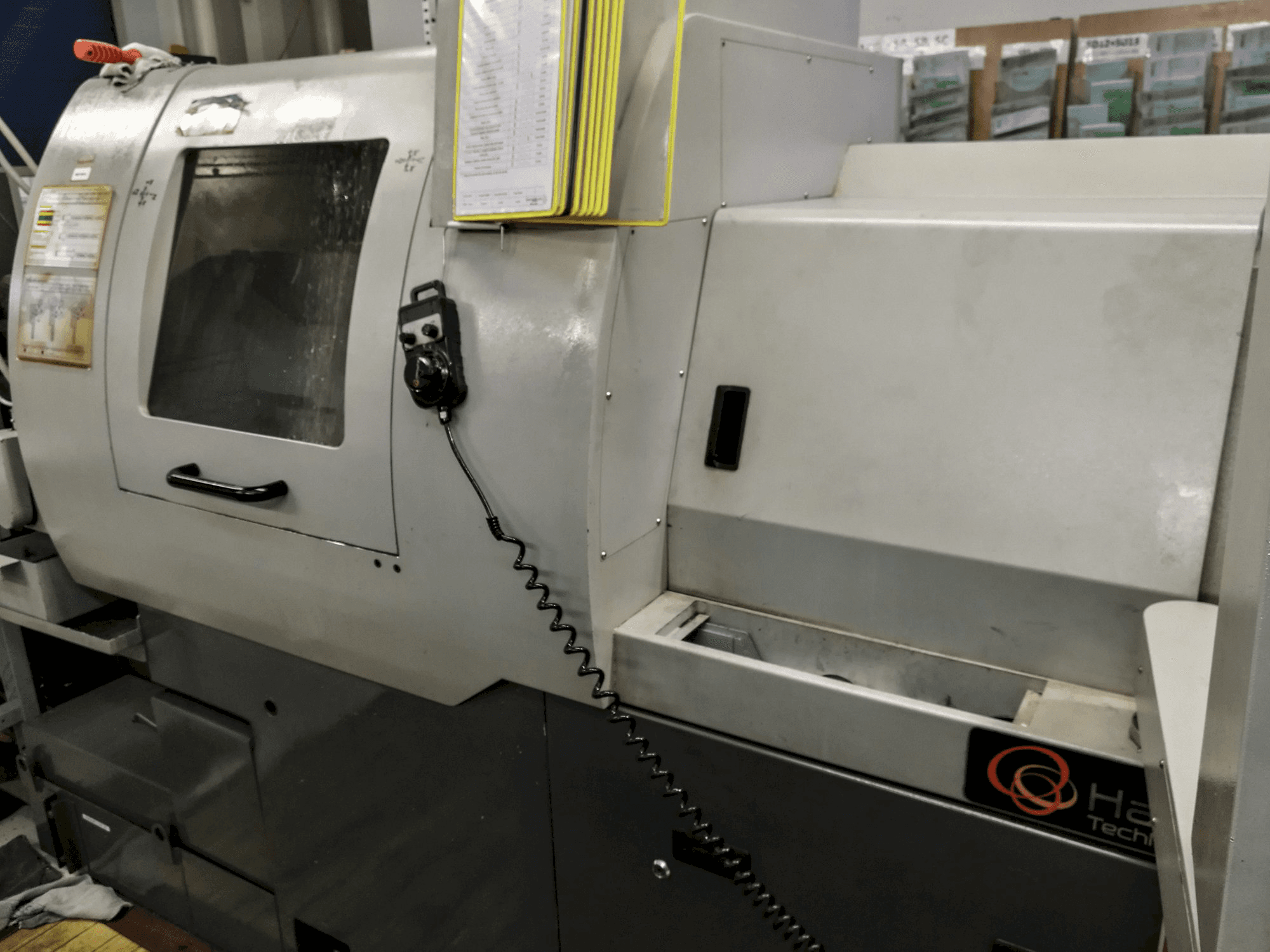 Pravý pohled na Hanwha XD 20 N stroj