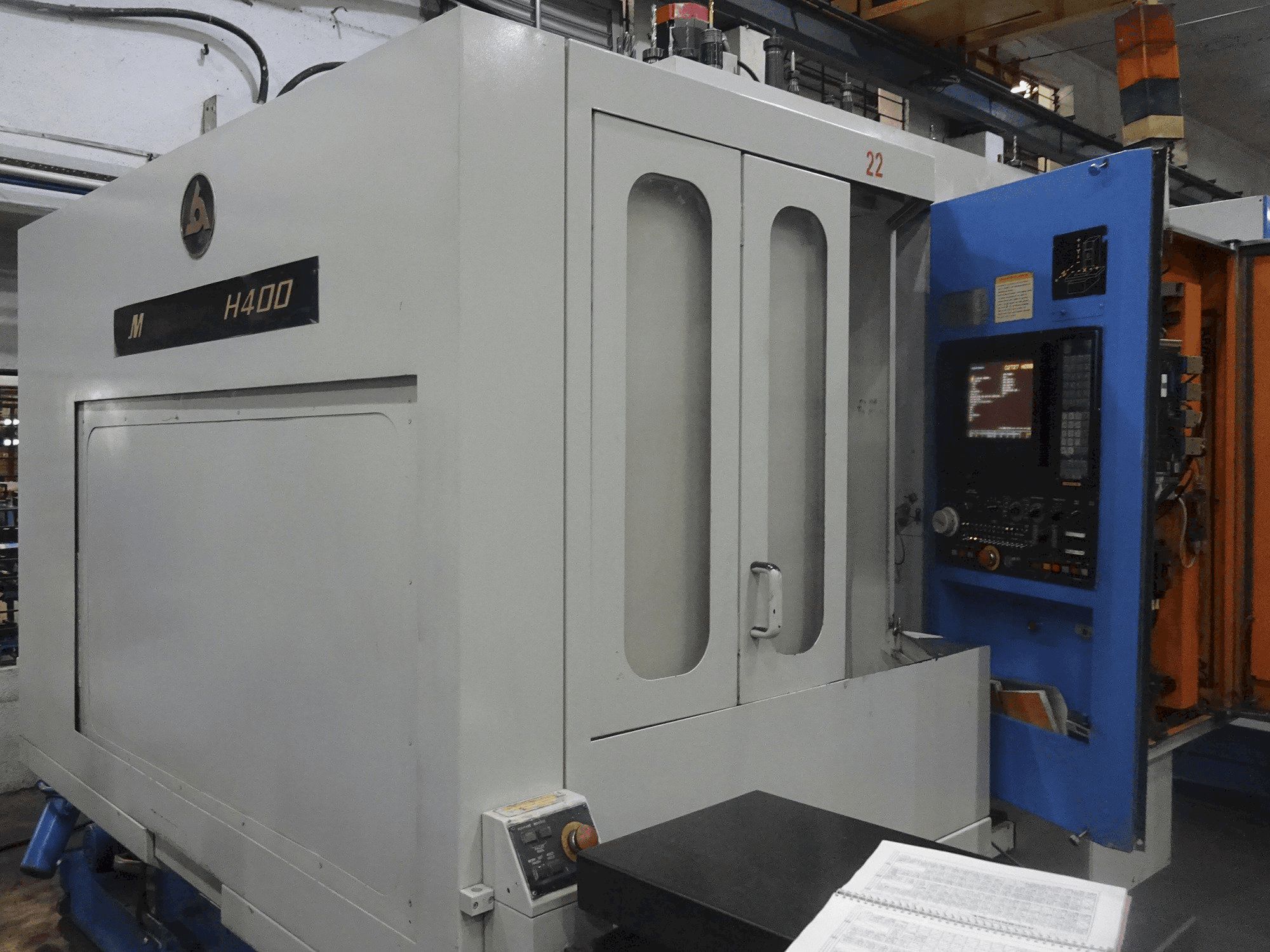 Čelní pohled na Kitamura Mycenter-H400SC stroj